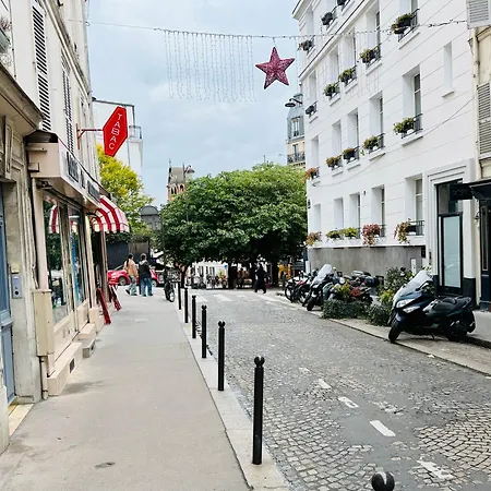 Alloggio in famiglia Le Charme Parisien Au Coeur De Montmartre *