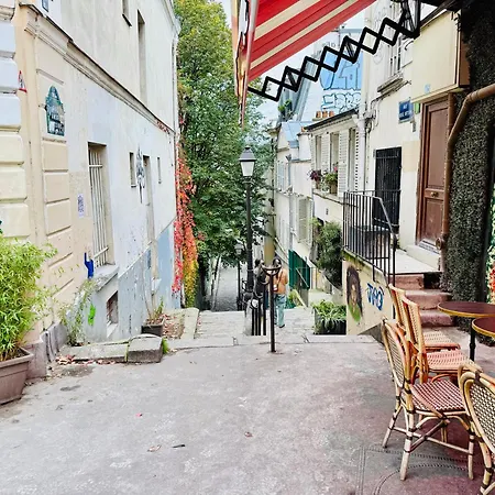Alloggio in famiglia Le Charme Parisien Au Coeur De Montmartre Parigi