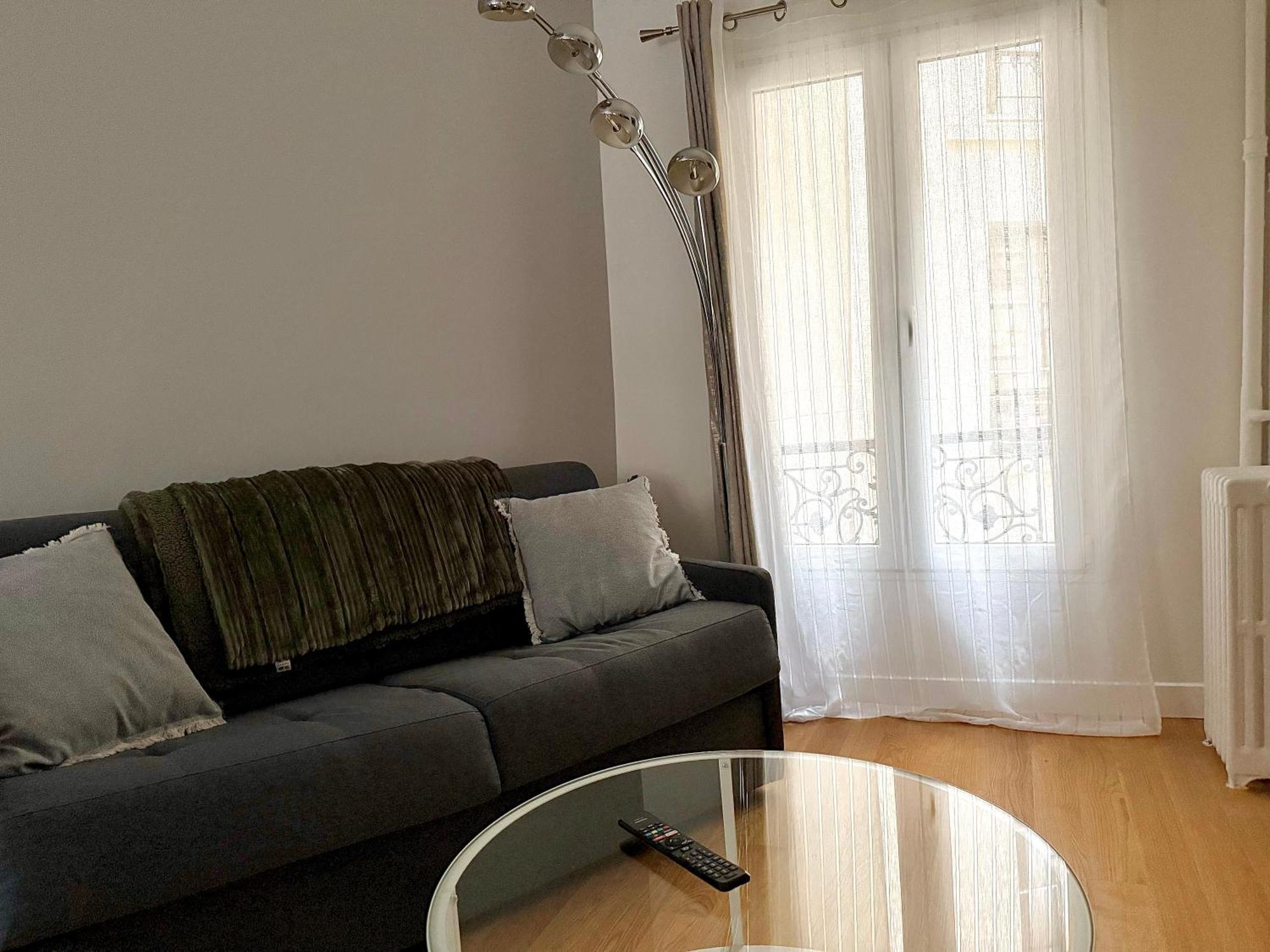 Homestay Le Charme Parisien Au Coeur De Montmartre